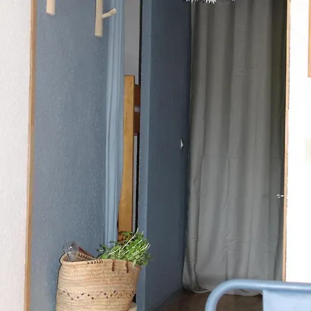 Cosy Et Chaleureux Lägenhet