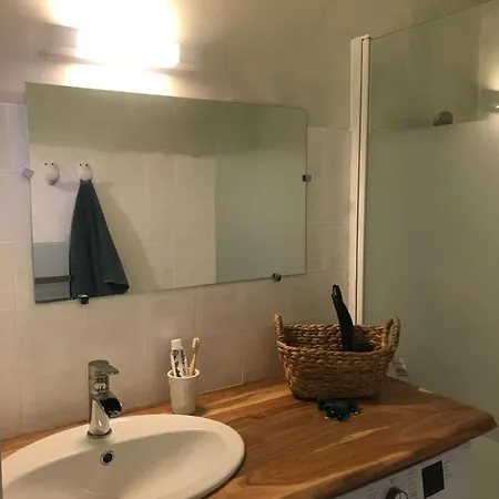 Cosy Et Chaleureux Lägenhet *